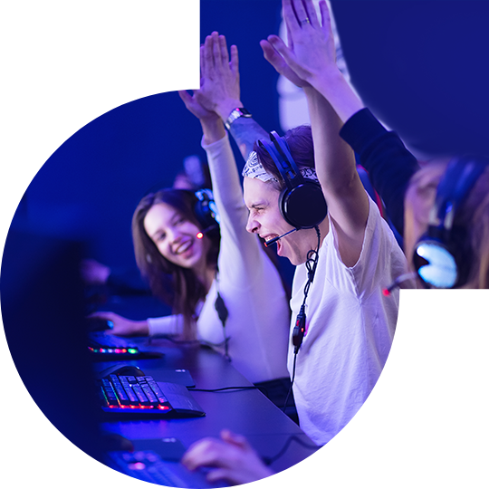 凯发k8独家双向驱动技术<br>让电竞玩家尽情享受极致高速快感